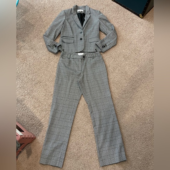 Calvin Klein Other - CALVIN KLEIN 2pcs Set pinstripe Pants & Blazer Suit Petite